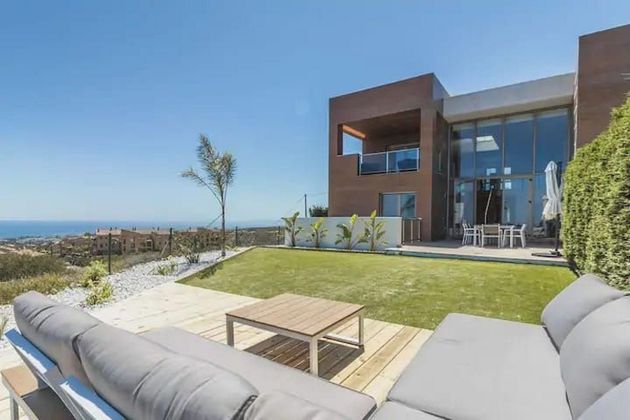 Foto 2 de Casa en lloguer a Benahavís de 3 habitacions amb terrassa i piscina