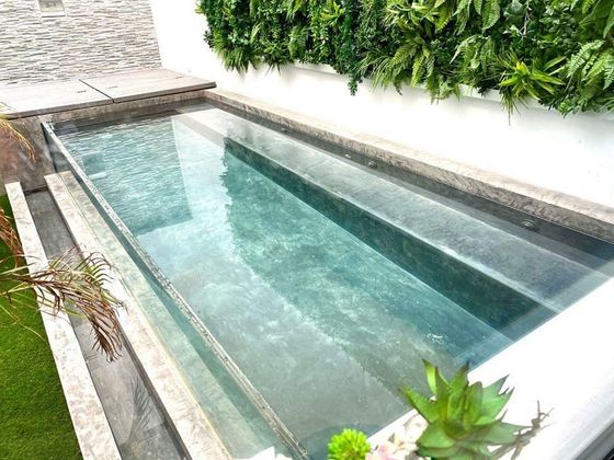 Foto 1 de Casa adossada en lloguer a Los Monteros - Bahía de Marbella de 5 habitacions amb terrassa i piscina