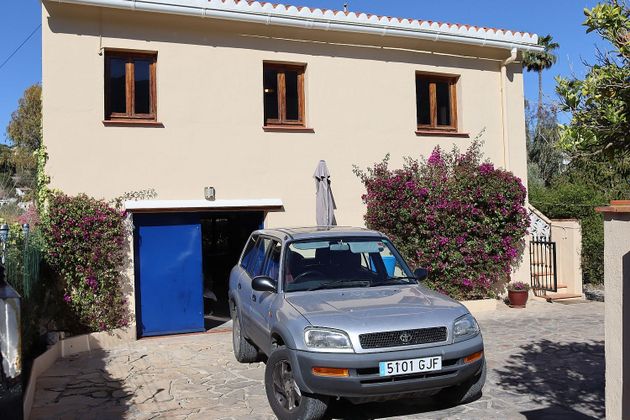 Foto 1 de Casa rural en venda a calle Partida Las Solanas de 3 habitacions amb terrassa i jardí