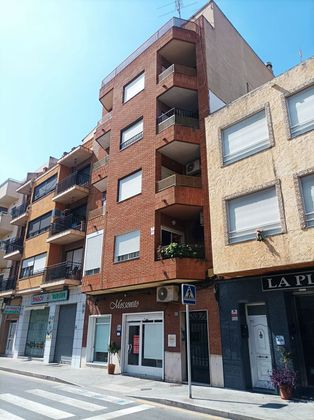 Foto 2 de Venta de piso en Almoradí de 3 habitaciones con terraza y balcón