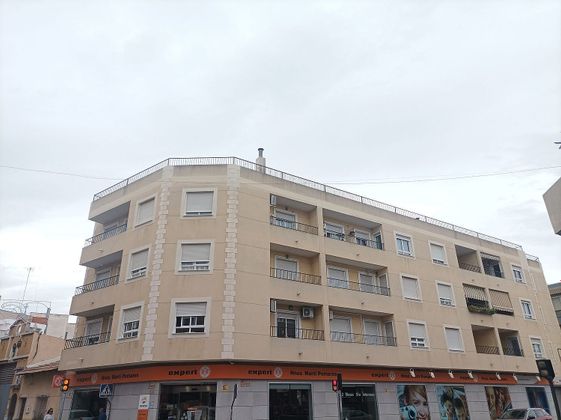 Foto 1 de Pis en venda a Almoradí de 3 habitacions amb balcó i ascensor