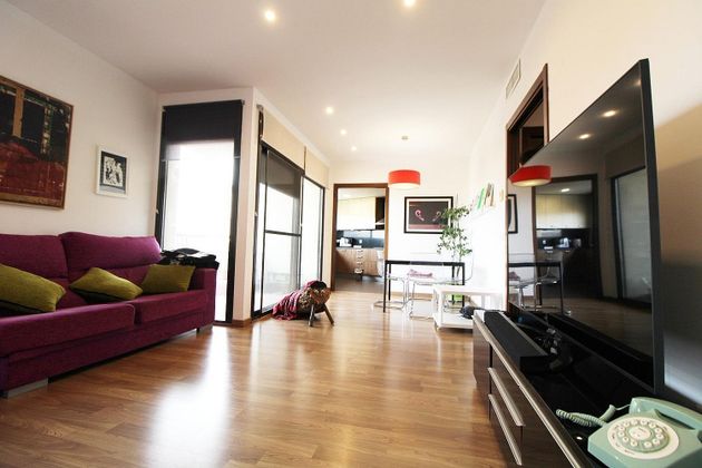 Foto 2 de Pis en venda a Llorenç del Penedès de 3 habitacions amb terrassa i balcó