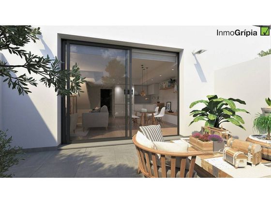 Foto 2 de Casa en venta en Montserrat - Torre-Sana - Vilardell de 4 habitaciones con terraza y garaje