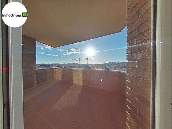 Foto 1 de Venta de piso en Les Arenes - La Grípia  Can Montllor de 4 habitaciones con terraza y balcón