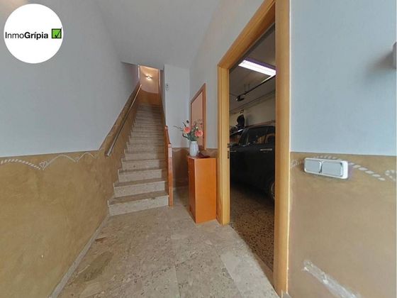 Foto 2 de Casa en venta en Egara de 4 habitaciones con terraza y garaje