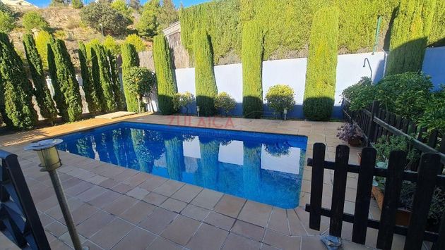 Foto 1 de Xalet en venda a Pinares de San Antón de 4 habitacions amb terrassa i piscina