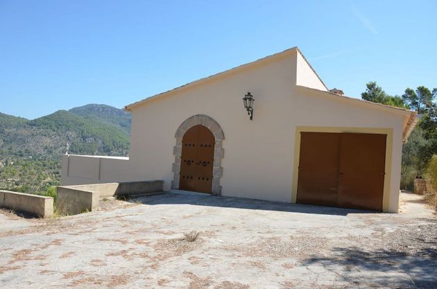 Foto 2 de Casa en venda a Puigpunyent de 2 habitacions amb piscina i balcó