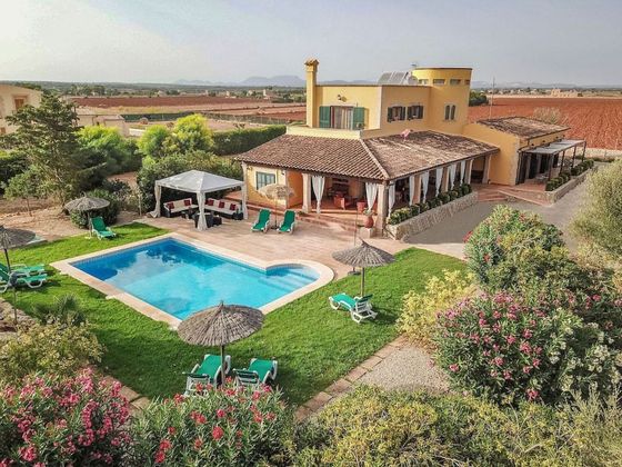 Foto 1 de Xalet en venda a Campos de 4 habitacions amb terrassa i piscina