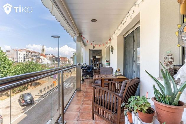 Foto 1 de Pis en venda a Montcada Centre - La Ribera de 4 habitacions amb terrassa i balcó