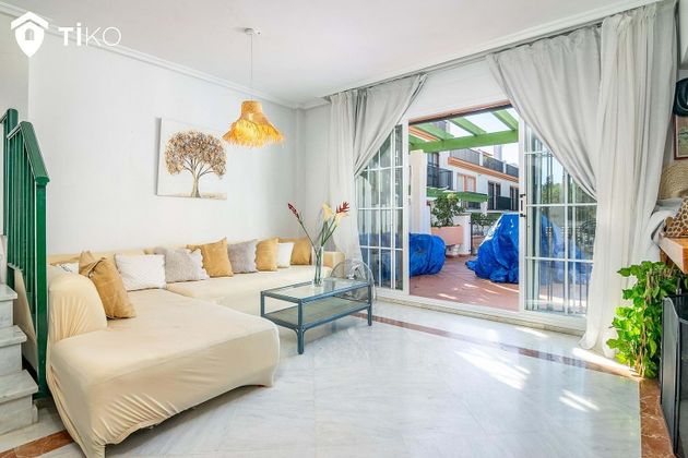 Foto 2 de Venta de casa en Cabo Pino - Reserva de Marbella de 2 habitaciones con terraza y piscina