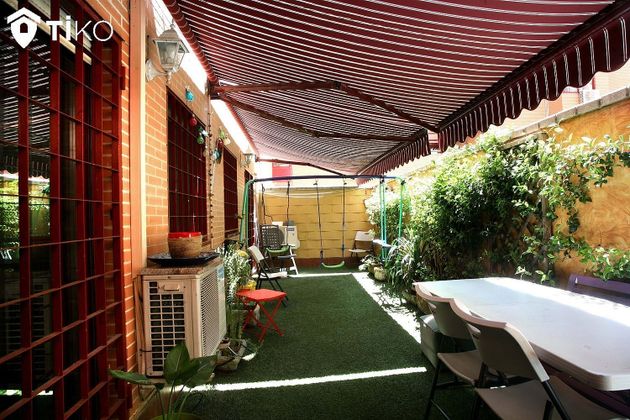 Foto 2 de Pis en venda a San Fermín de 4 habitacions amb terrassa i piscina