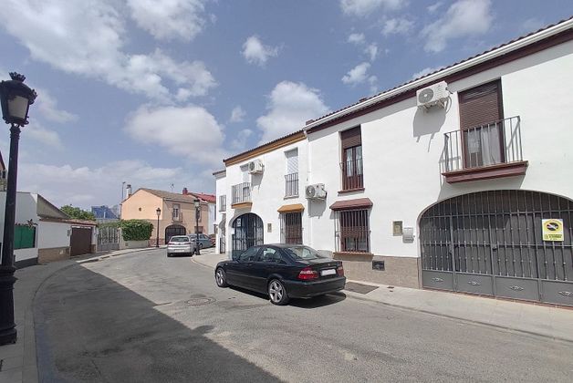 Foto 1 de Venta de casa adosada en Olivares de 4 habitaciones con terraza y piscina