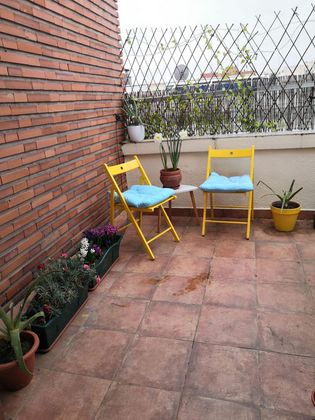Foto 1 de Pis en venda a Fuente del Berro de 3 habitacions amb terrassa i aire acondicionat