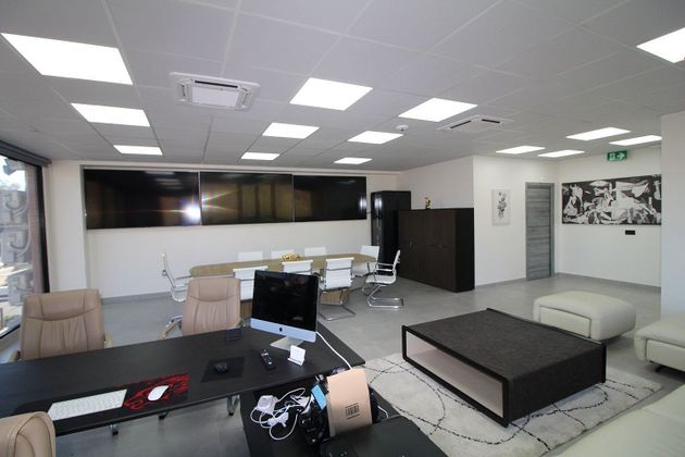 Foto 2 de Alquiler de oficina en El Pinar - Palacio de Congresos de 80 m²