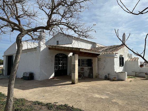 Foto 2 de Casa rural en venta en calle De Ciutadella de 3 habitaciones con piscina y garaje