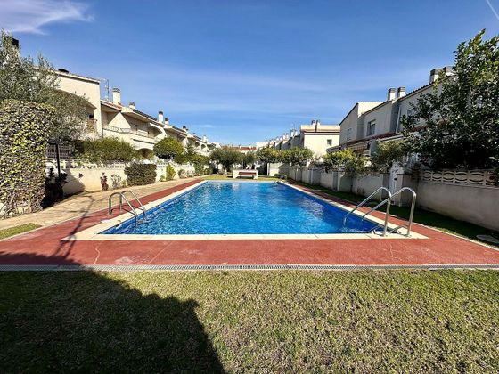 Foto 1 de Venta de casa en Ponent - Barri de França de 2 habitaciones con terraza y piscina
