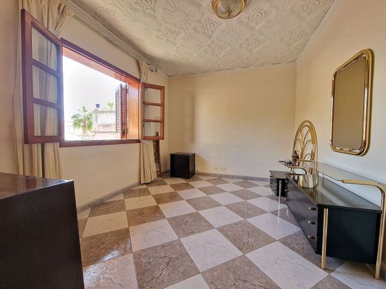 Foto 2 de Casa en venda a Miramar de 3 habitacions amb terrassa i aire acondicionat