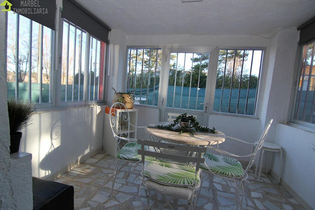 Foto 2 de Chalet en venta en Herradón de Pinares de 3 habitaciones con terraza y garaje