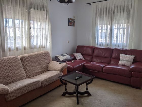 Foto 2 de Xalet en venda a Lepe ciudad de 3 habitacions amb terrassa i garatge