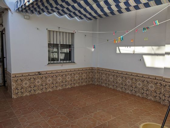 Foto 1 de Casa en venda a Lepe ciudad de 3 habitacions amb terrassa i garatge