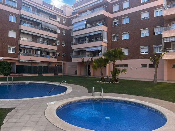 Foto 1 de Dúplex en venda a avenida Vila de Blanes de 2 habitacions amb terrassa i piscina