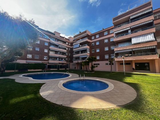 Foto 2 de Dúplex en venda a avenida Vila de Blanes de 2 habitacions amb terrassa i piscina