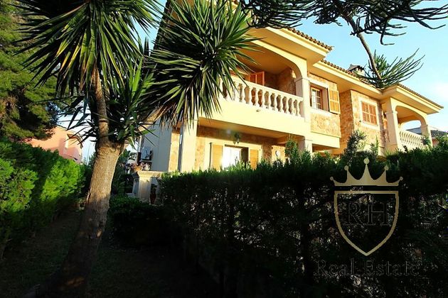 Foto 1 de Casa adossada en venda a Sa Cabaneta - Son Ametller de 3 habitacions amb jardí i aire acondicionat