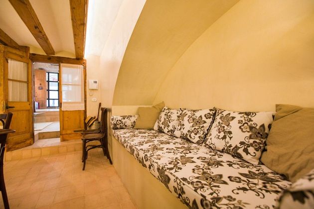 Foto 2 de Piso en venta en El Gòtic de 3 habitaciones con aire acondicionado