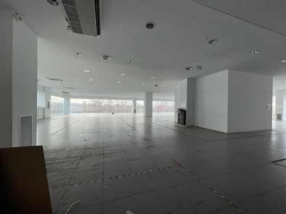 Foto 2 de Alquiler de oficina en La Geltrú de 1158 m²