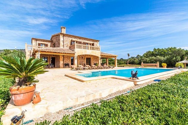 Foto 1 de Casa rural en venda a calle Mallorca de 5 habitacions amb terrassa i piscina