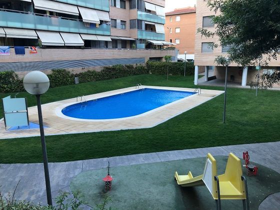 Foto 1 de Àtic en venda a calle Montmany de 4 habitacions amb terrassa i piscina