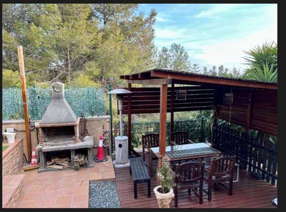 Foto 2 de Casa en venda a Calafell Poble de 4 habitacions amb terrassa i piscina