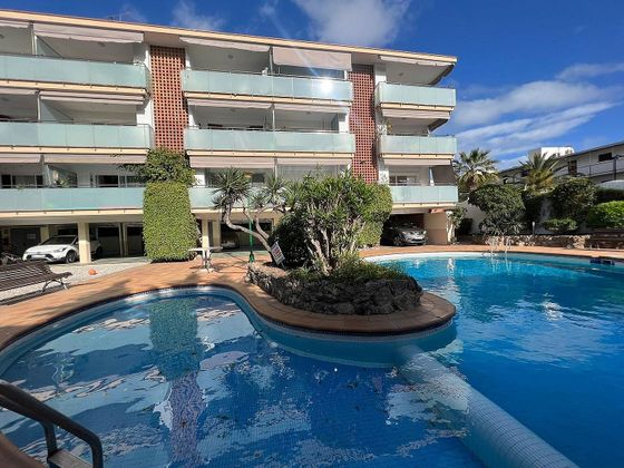 Foto 1 de Pis en venda a paseo De la Marina de 2 habitacions amb terrassa i piscina