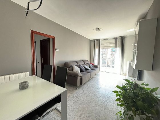 Foto 1 de Pis en venda a Provençals del Poblenou de 4 habitacions amb balcó i aire acondicionat