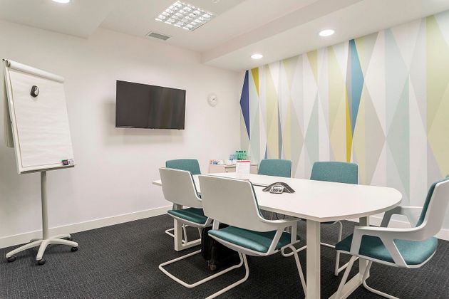 Foto 1 de Alquiler de oficina en calle Osona de 120 m²