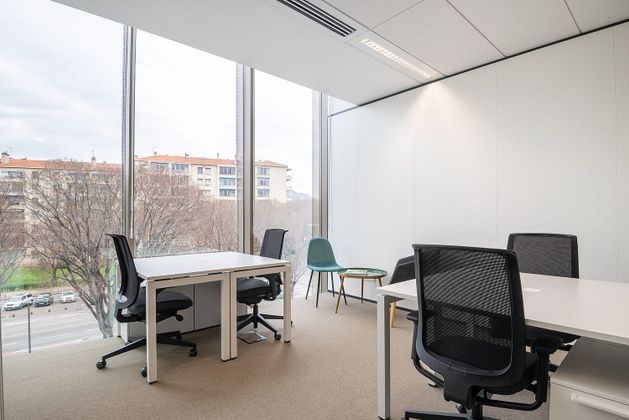 Foto 1 de Alquiler de oficina en calle De Pallars de 60 m²