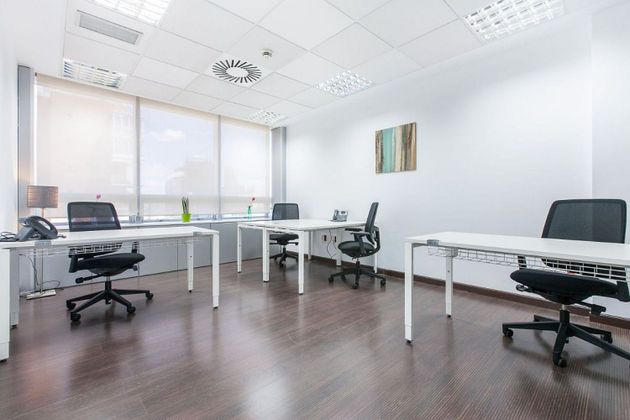 Foto 1 de Alquiler de oficina en calle María de Molina Madrid de 60 m²