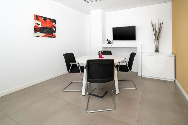 Foto 1 de Alquiler de oficina en calle Gremi de Sabaters de 60 m²