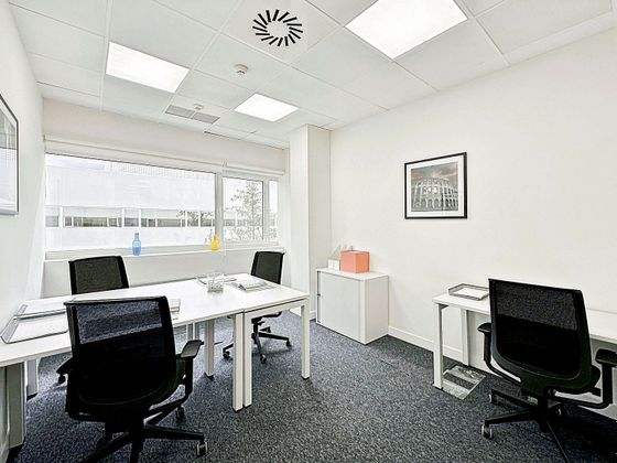 Foto 2 de Oficina en lloguer a ronda De Poniente Edificio Tres Cantos de 50 m²