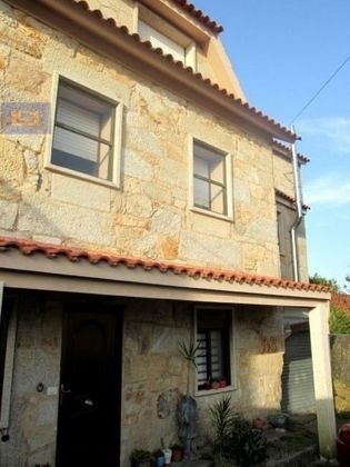 Foto 1 de Casa en venta en Coruxo - Oia - Saiáns de 6 habitaciones con garaje