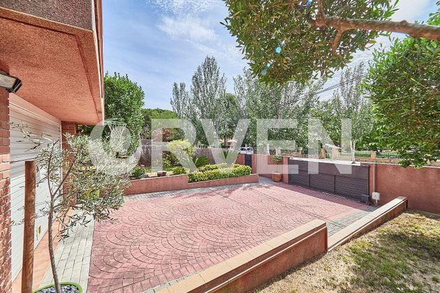 Foto 2 de Xalet en venda a La Mora de 4 habitacions amb terrassa i piscina