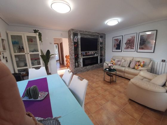 Foto 2 de Xalet en venda a calle La Loma de 4 habitacions amb terrassa i garatge