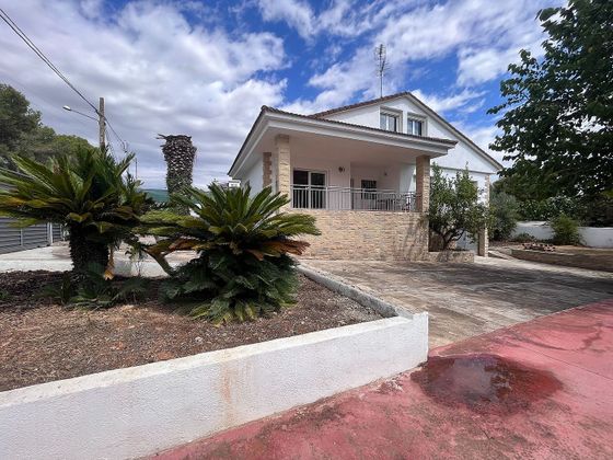 Foto 2 de Xalet en venda a Olèrdola de 6 habitacions amb terrassa i piscina