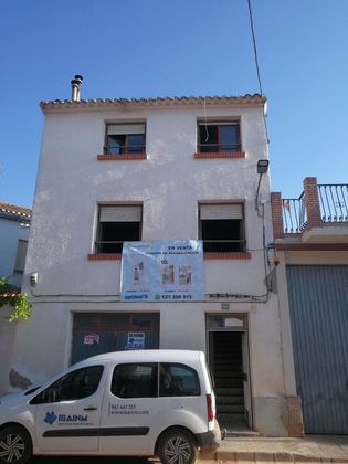 Foto 1 de Casa en venta en Casas-Ibáñez de 2 habitaciones con terraza y calefacción