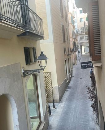 Foto 1 de Oficina en venda a La Llotja - Sant Jaume amb terrassa i aire acondicionat