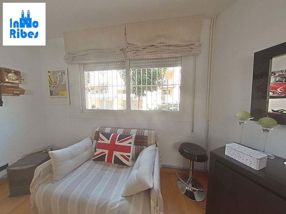 Foto 2 de Venta de casa en Sant Pere de Ribes Centro de 2 habitaciones con calefacción