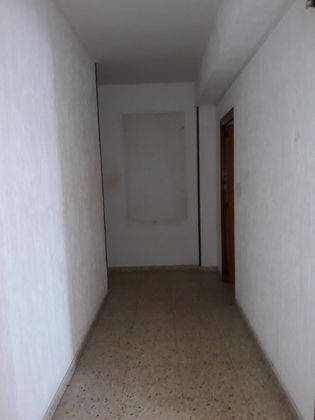 Foto 2 de Venta de piso en Almansa de 4 habitaciones y 123 m²
