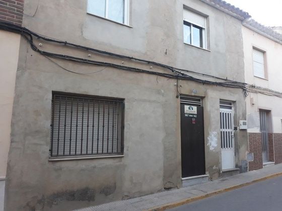 Foto 1 de Casa adossada en venda a Tobarra de 2 habitacions i 203 m²