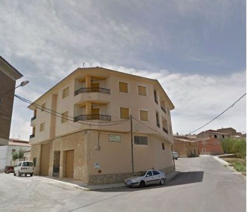 Foto 1 de Pis en venda a calle Principe de Asturias de 2 habitacions i 175 m²