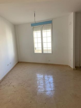 Foto 2 de Venta de casa en calle Castilla la Mancha de 3 habitaciones y 103 m²